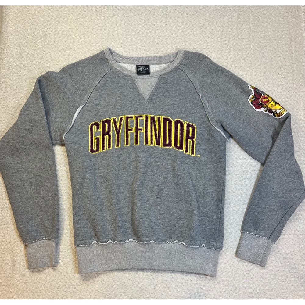 Universal Studios Harry Potter Gryffindor Sweatshirt Gray Raglan XS